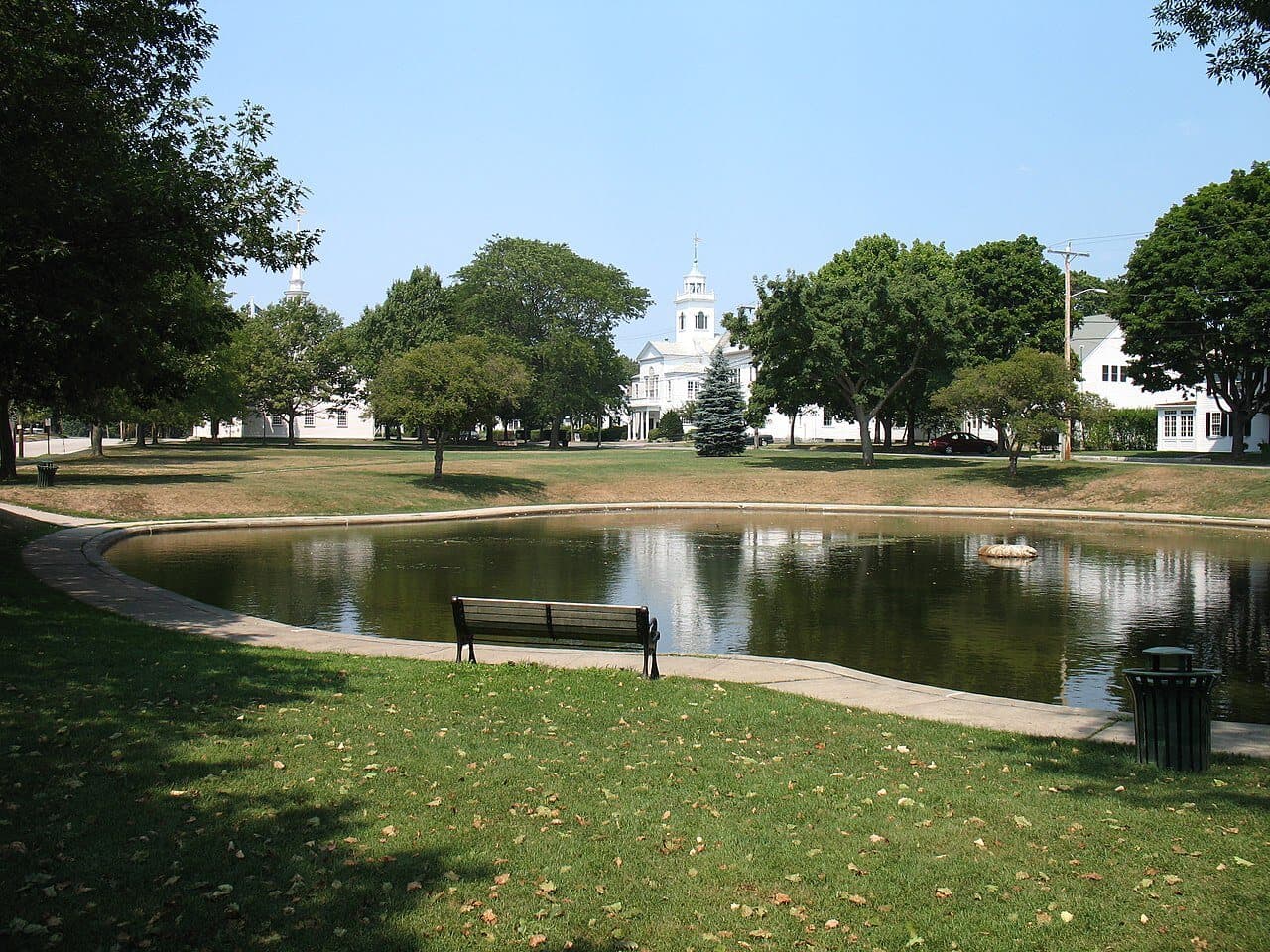A South Shore
Setting with
Character